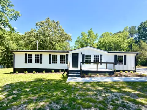 517 Sulphur Springs Rd, Warrenton, NC 27589