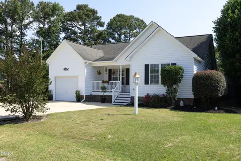 5921 Waterworn Ct, Fuquay Varina, NC 27526