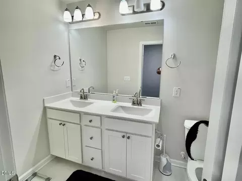 Bath - 1807 Wrenn Rd, Durham, NC 27703 photo 2 of 2
