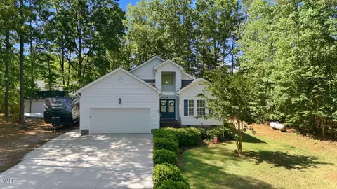 187 Buckaroo Dr, Louisburg, NC 27549