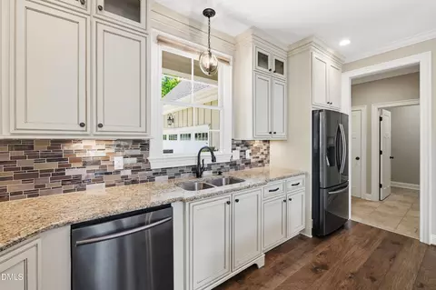 Kitchen - 601 Estate Rd, Semora, NC 27343 photo 3 of 4