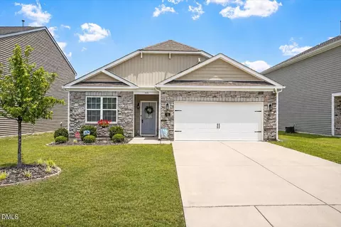 145 S Great White Way, Clayton, NC 27527