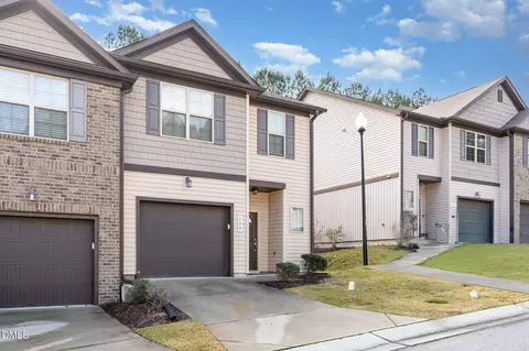 108 Bella Pl, Holly Springs, NC 27540