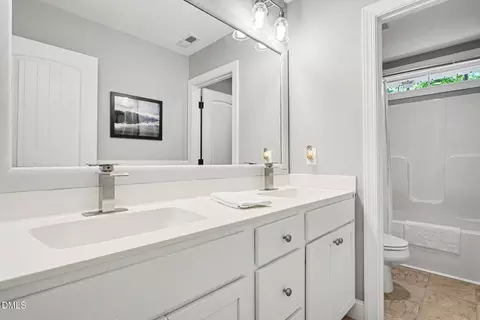 Bath - 125 Wolf Den Dr, Garner, NC 27529 photo 4 of 4