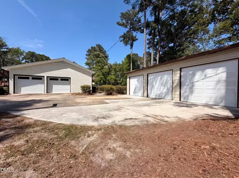 Exterior - 108 Oak St, Pine Level, NC 27568 photo 7 of 11