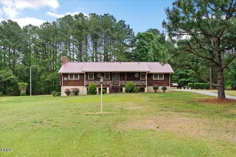 724 Weavers Chapel Rd, Littleton, NC 27850