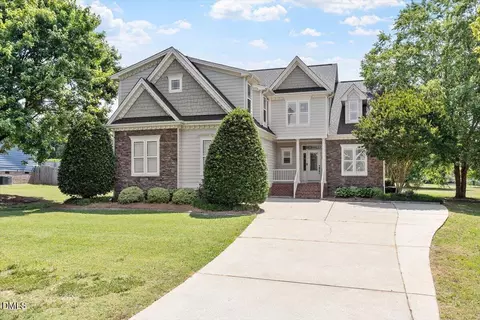 2111 Stone Pasture Rd, Fuquay Varina, NC 27526
