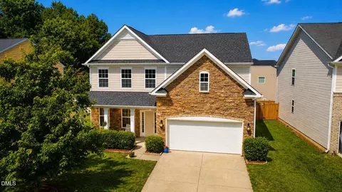 1115 High Fox Dr, Durham, NC 27703