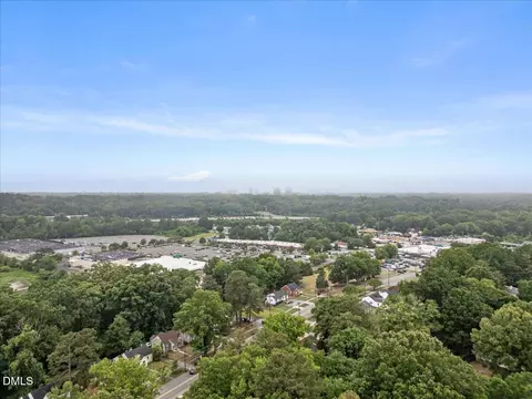 View/Area - 701 E Lavender Ave, Durham, NC 27704 photo 4 of 4