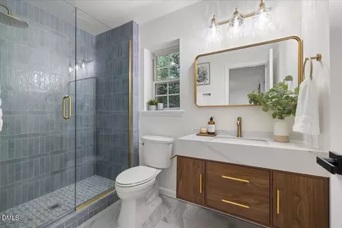 Bath - 701 E Lavender Ave, Durham, NC 27704 photo 1 of 5