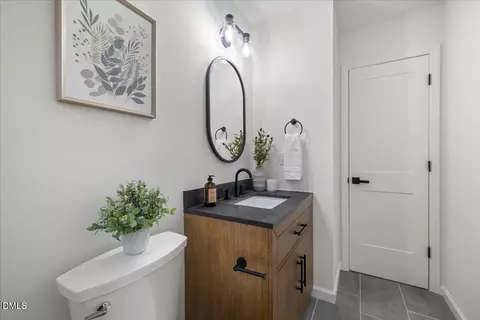 Bath - 701 E Lavender Ave, Durham, NC 27704 photo 5 of 5