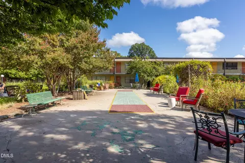 Exterior - 807 W Trinity Ave #252, Durham, NC 27701 photo 10 of 10