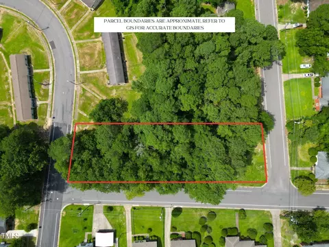 5556 Hood Ave, Fayetteville, NC 28301
