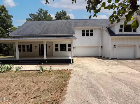 916 Quail Ave, Wake Forest, NC 27587