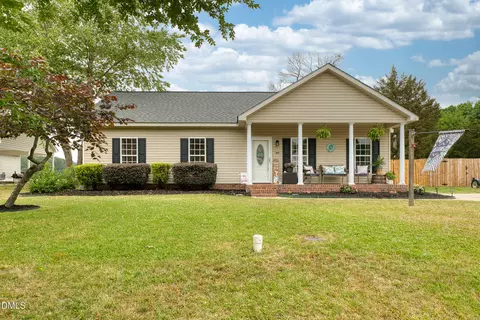 304 Sandy Knob Ln, Rocky Mount, NC 27803