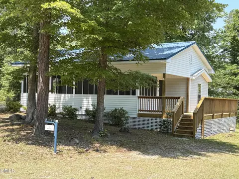 115 Red Oak Dr, Louisburg, NC 27549