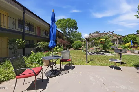 Exterior - 807 W Trinity Ave #118, Durham, NC 27701 photo 21 of 27