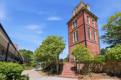 Exterior - 807 W Trinity Ave #118, Durham, NC 27701 photo 23 of 27