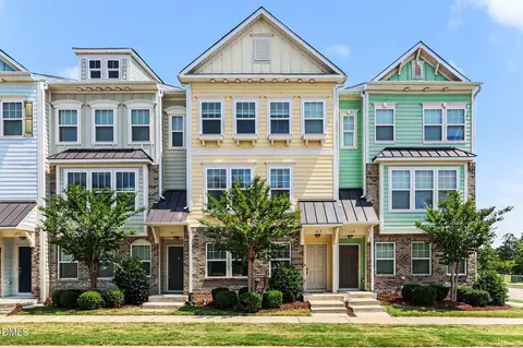 327 Great Northern Sta, Apex, NC 27502