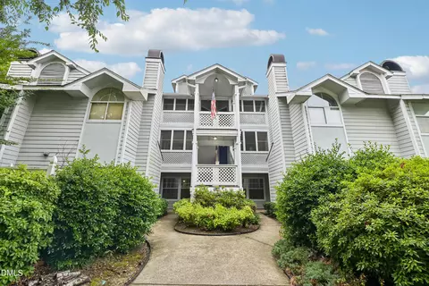 4900 Avenida Del Sol Dr #102, Raleigh, NC 27616