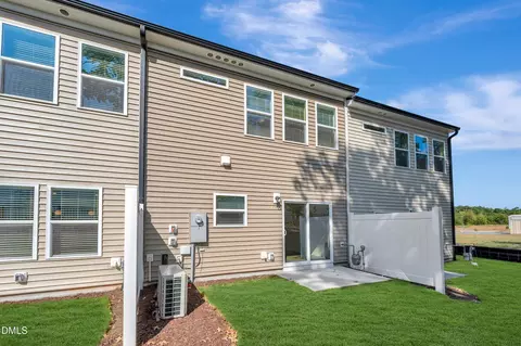 Exterior - 5108 Silver Brook Rd, Durham, NC 27703 photo 1 of 3