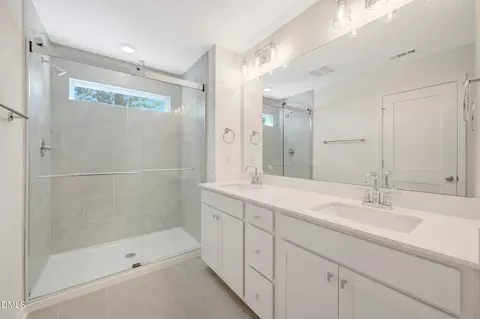 Bath - 5108 Silver Brook Rd, Durham, NC 27703 photo 2 of 3