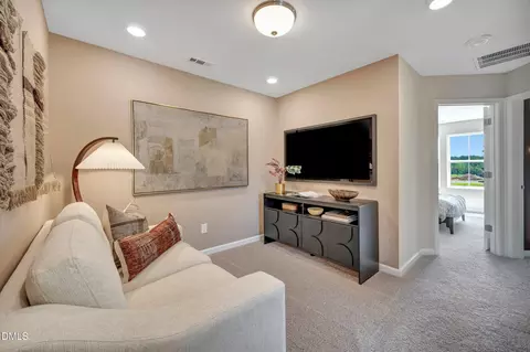 Entry Way - 5026 Silver Brook Rd, Durham, NC 27703 photo 3 of 3