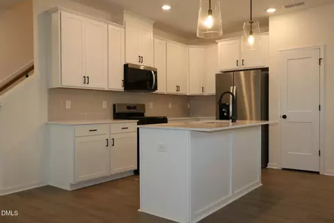 5028 Silver Brook Rd, Durham, NC 27703 photo 3