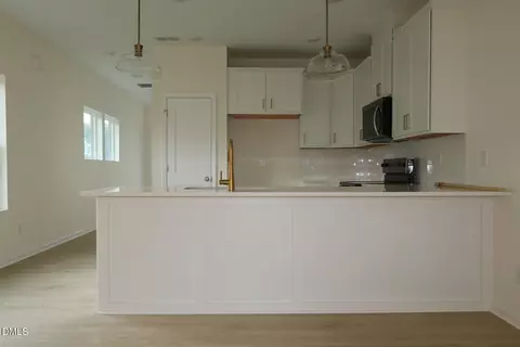 Kitchen - 5100 Silver Brook Rd, Durham, NC 27703 photo 3 of 4