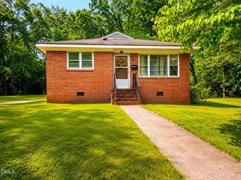209 Lee St, Oxford, NC 27565