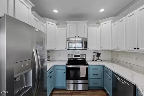 Kitchen - 5844 Brogden Rd, Smithfield, NC 27577 photo 3 of 4