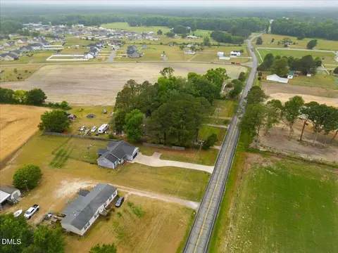 View/Area - 5844 Brogden Rd, Smithfield, NC 27577 photo 1 of 3