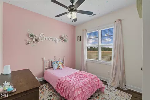 Bedroom - 5844 Brogden Rd, Smithfield, NC 27577 photo 3 of 5