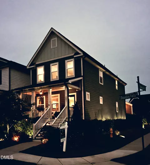 281 Douglas Falls Dr, Wendell, NC 27591