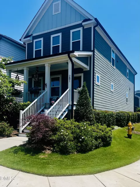 281 Douglas Falls Dr, Wendell, NC 27591