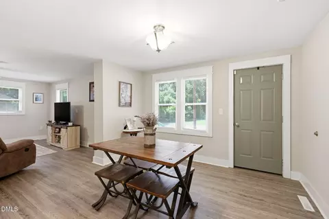 Dining - 607 E Holmes St, Benson, NC 27504 photo 1 of 2