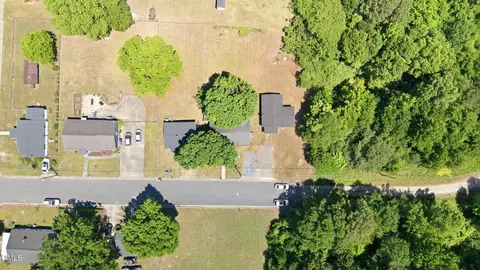 View/Area - 607 E Holmes St, Benson, NC 27504 photo 4 of 6