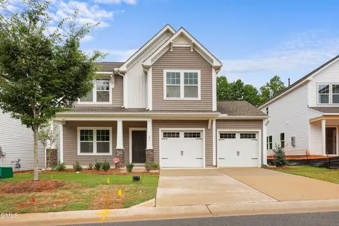 41 Manor Stone Dr, Clayton, NC 27527