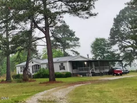 11898 Crooked Swamp Rd, Whitakers, NC 27891