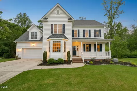 1606 Kelvington Pl, Apex, NC 27502