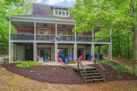263 Meadowlark Ln, Buffalo Junction, VA 24529