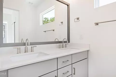Bath - 425 Eugene St, Durham, NC 27701 photo 3 of 5
