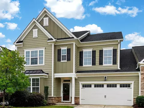 707 Chelsea Grove Dr, Cary, NC 27519