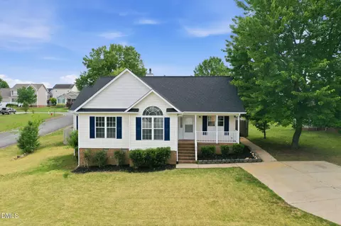 608 Fernway Dr, Burlington, NC 27217