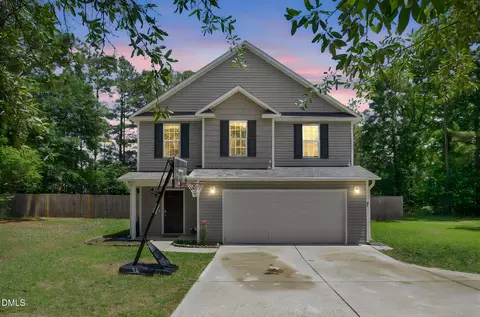 197 Trenton Ct, Raeford, NC 28376