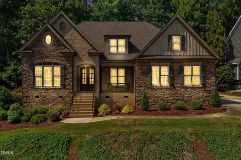 6020 Larboard Dr, Apex, NC 27539