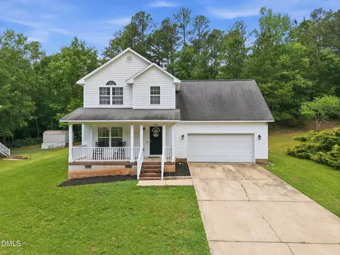 2025 Fairview Ln, Sanford, NC 27330
