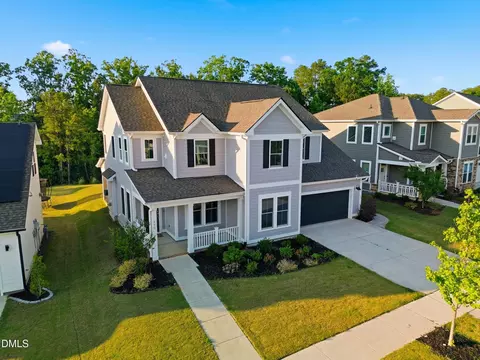 116 White Mulberry Ln, Holly Springs, NC 27540