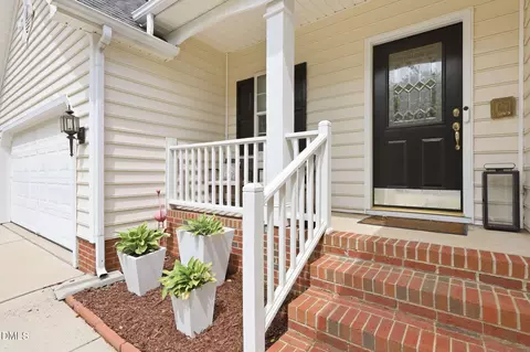 Exterior - 211 Stablegate Dr, Cary, NC 27513 photo 2 of 5