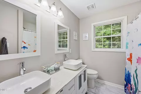 Bath - 211 Stablegate Dr, Cary, NC 27513 photo 5 of 5